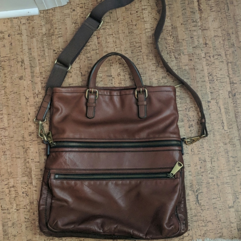 Fossil fold over cross body bag